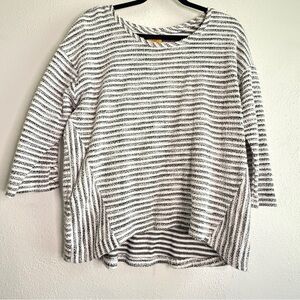 Ruby Rd. Striped Black & White Nubby Sweatshirt. Sz L.